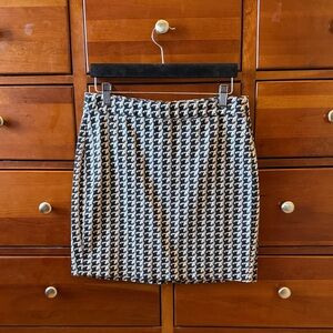 Banana Republic Black and White Houndstooth Mini Skirt